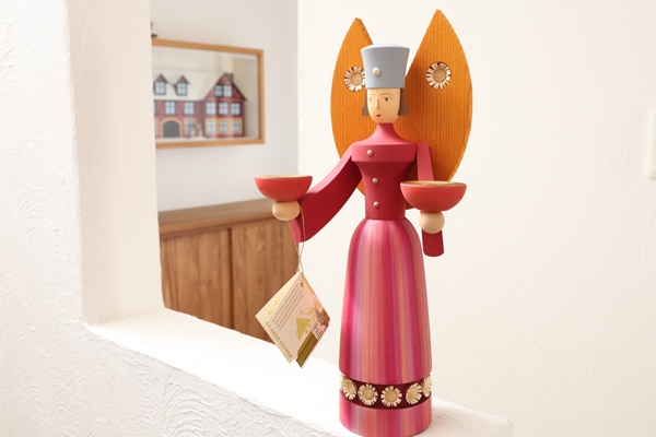 天使 赤 キャンドル付き – ドイツ・ザイフェンの木のおもちゃ seiffen